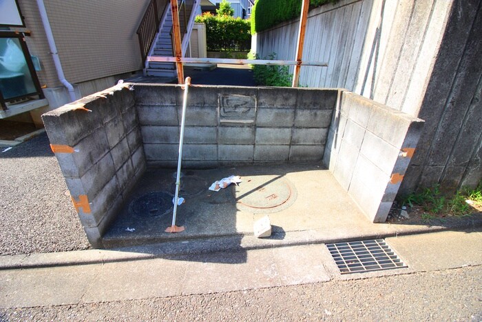 物件外観写真4　(建物設備)