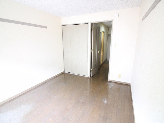 物件内観写真10　(内観写真)