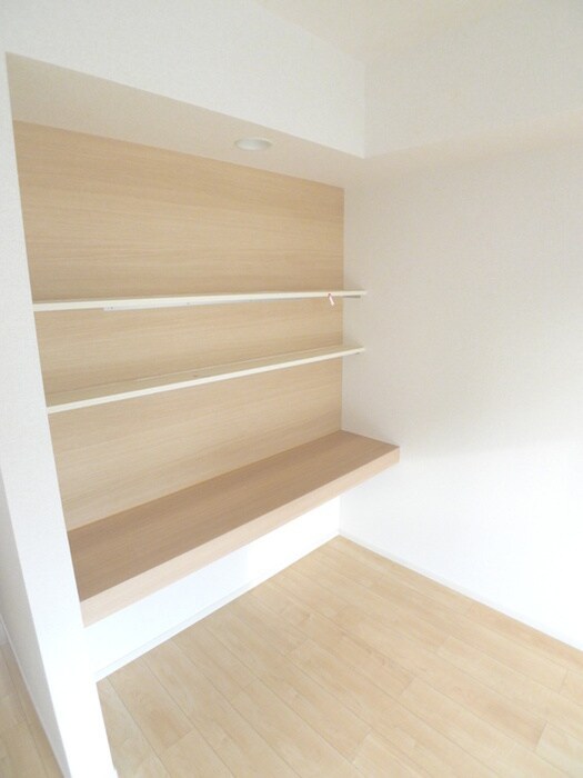 物件内観写真9　(収納)