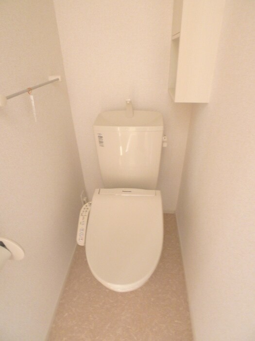 物件内観写真13　(トイレ)