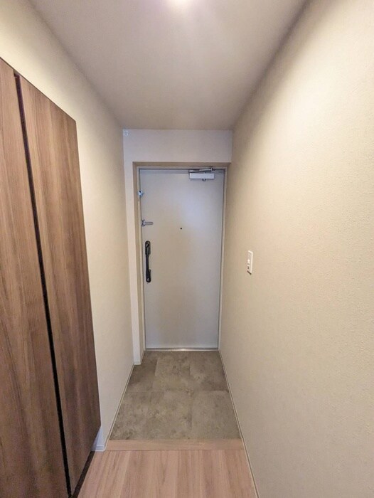 物件内観写真17　(玄関)