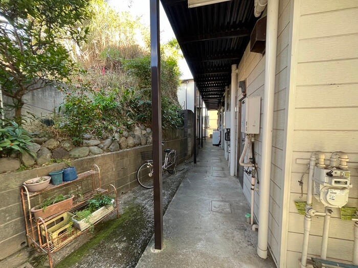 物件外観写真6　(駐輪場)