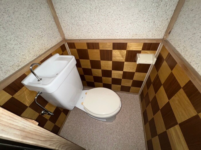 物件内観写真11　(トイレ)