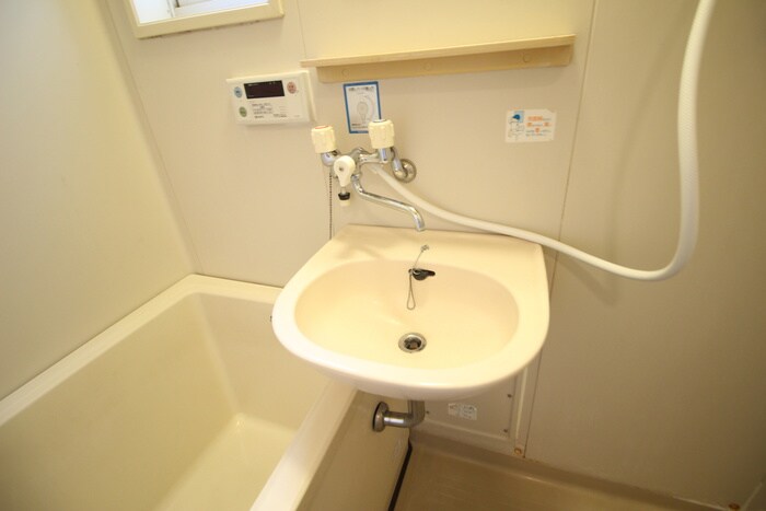 物件内観写真10　(洗面)