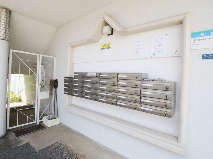 物件外観写真4　(建物設備)