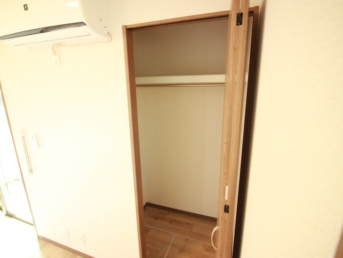 物件内観写真11　(収納)