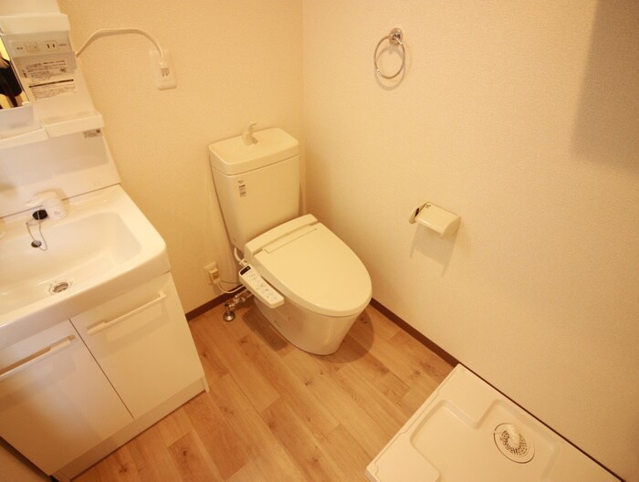 物件内観写真14　(トイレ)