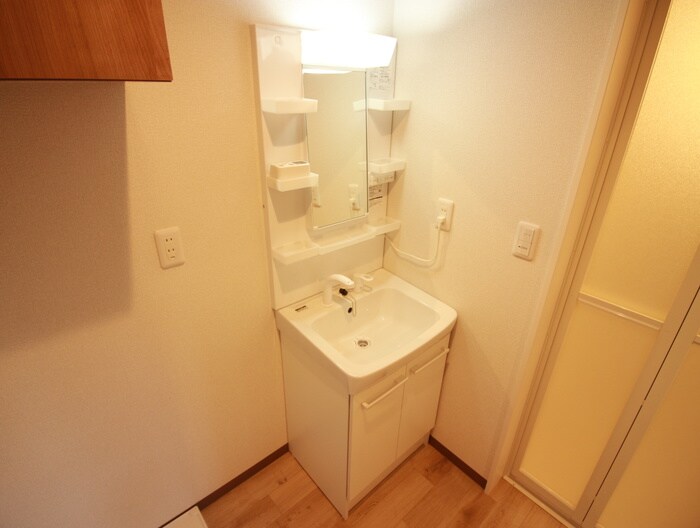 物件内観写真17　(洗面)