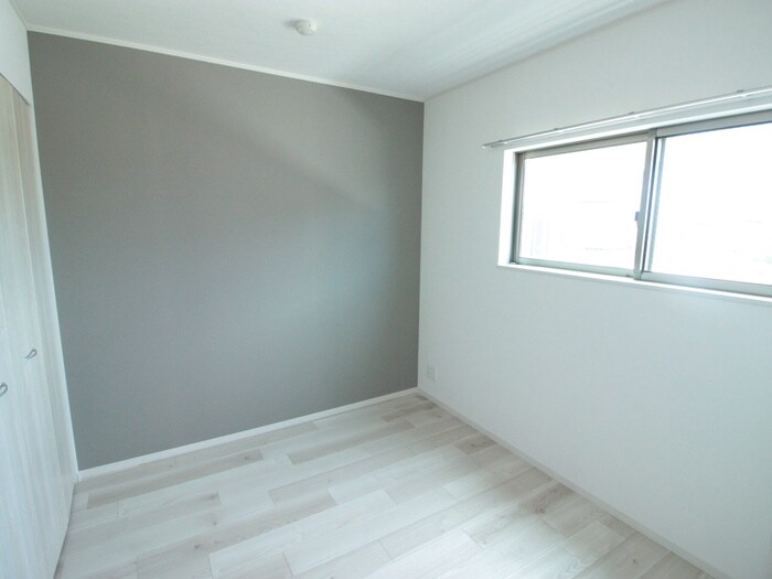 物件内観写真10　(居室)