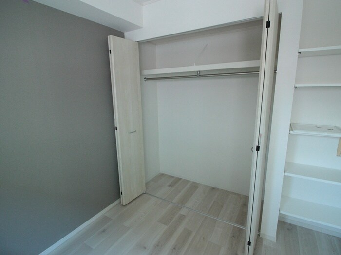 物件内観写真13　(収納)