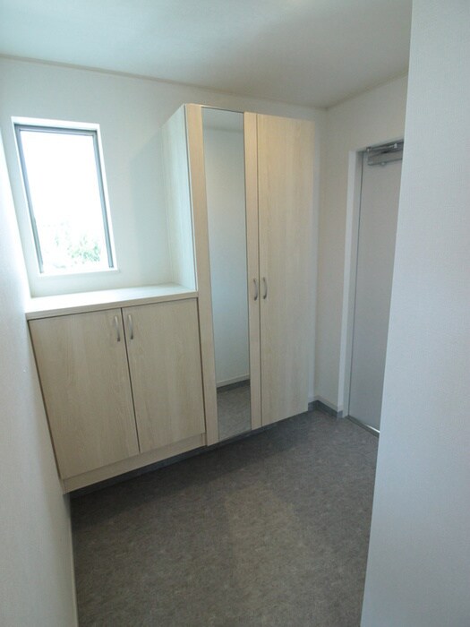 物件内観写真19　(廊下)