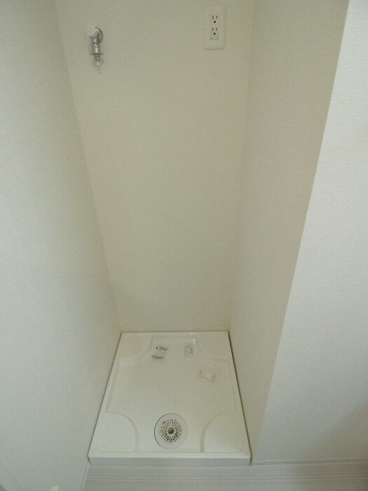 物件内観写真20　(洗濯機置場)