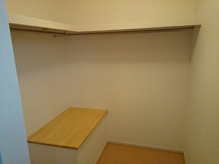 物件内観写真10　(収納)