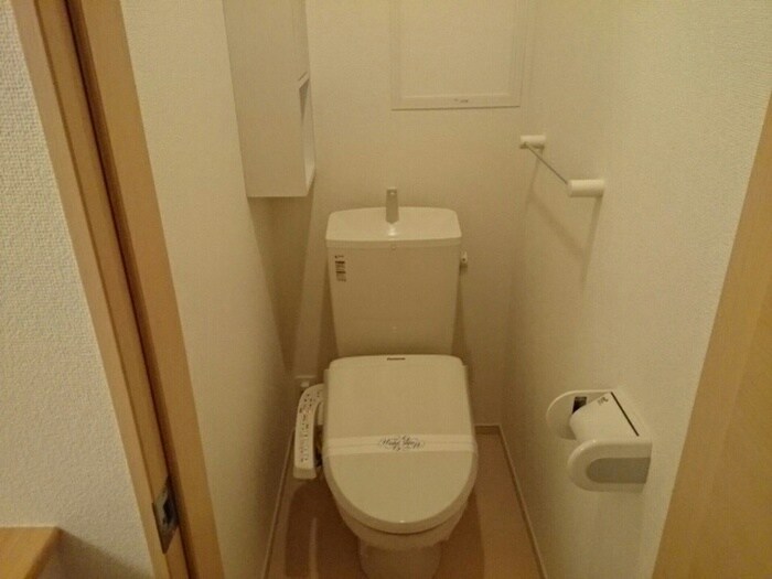 物件内観写真11　(トイレ)