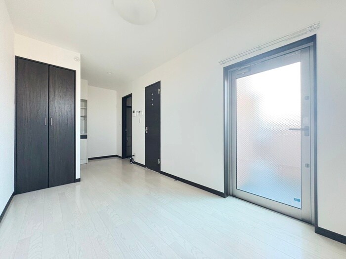 物件内観写真8　(居室)