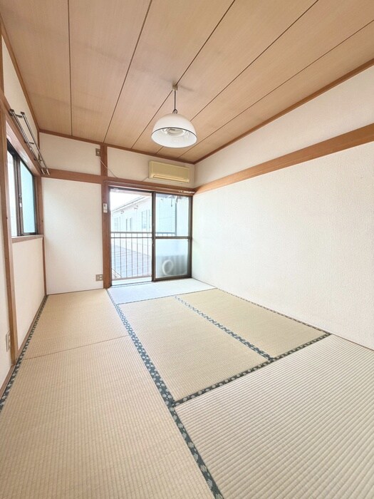 物件内観写真8　(居室)