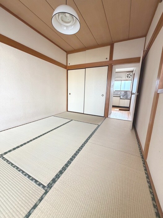 物件内観写真10　(居室)