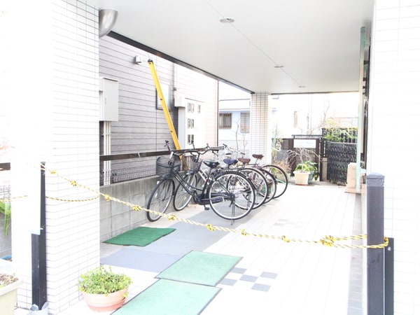駐輪場