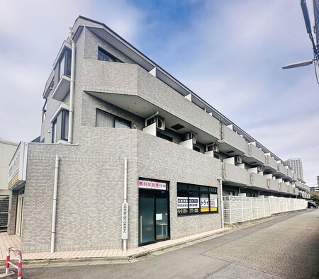 ﾗｲｵﾝｽﾞﾏﾝｼｮﾝ調布国領(203)外観写真