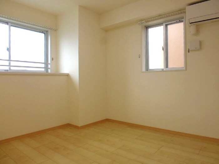 物件内観写真14　(居室)