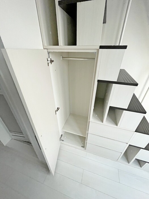 物件内観写真12　(収納)