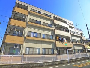 グリ－ンヒルズ石川Ⅰ外観写真