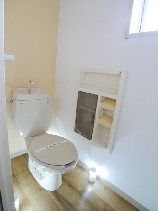 物件内観写真11　(トイレ)