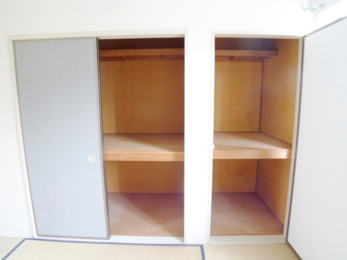 物件内観写真13　(収納)