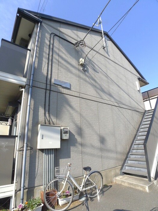 物件外観写真3　(駐車場)