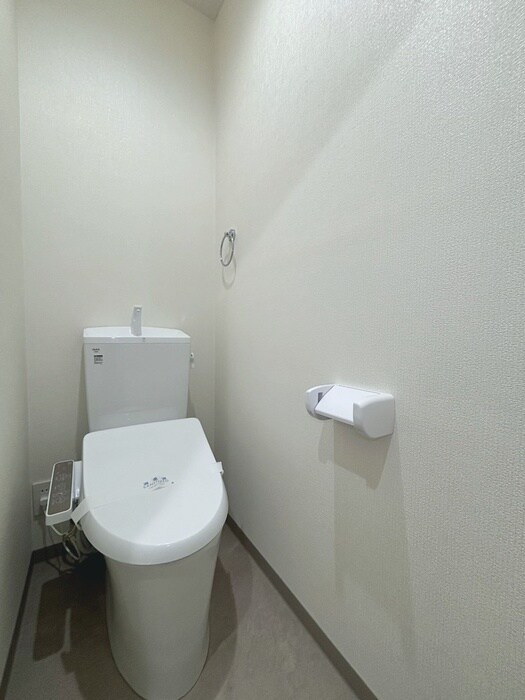 物件内観写真6　(トイレ)