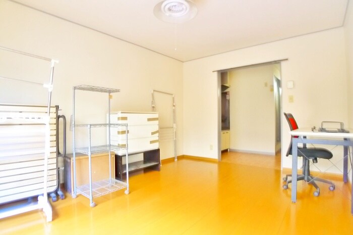 物件内観写真10　(居室)