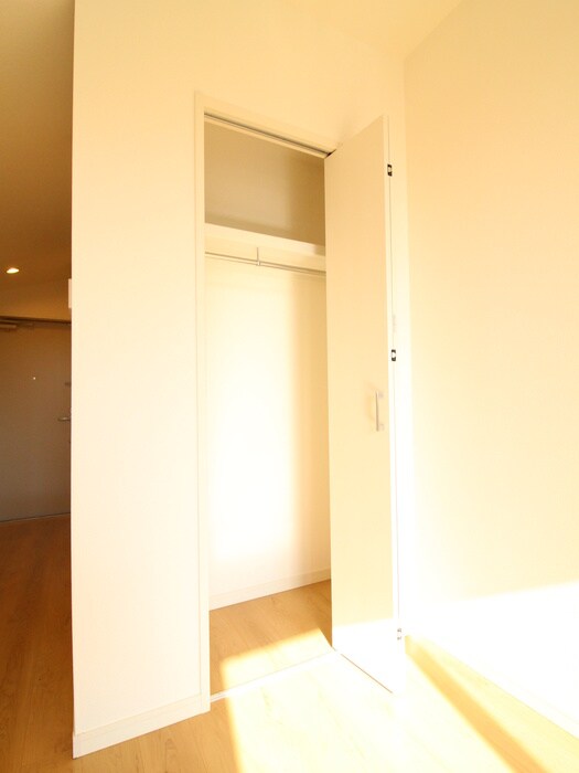 物件内観写真12　(収納)