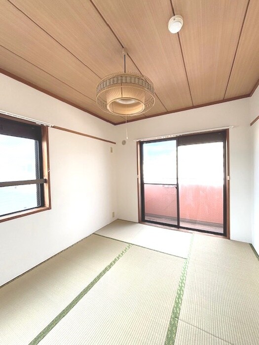 物件内観写真9　(居室)