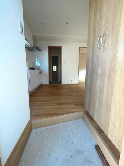 物件内観写真20　(玄関)