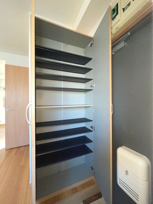 物件内観写真21　(靴箱)