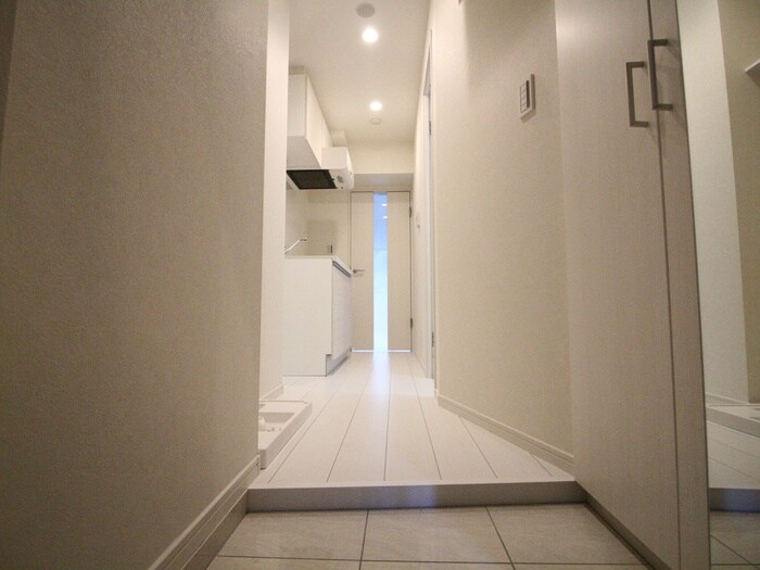 UGHD人形町の玄関