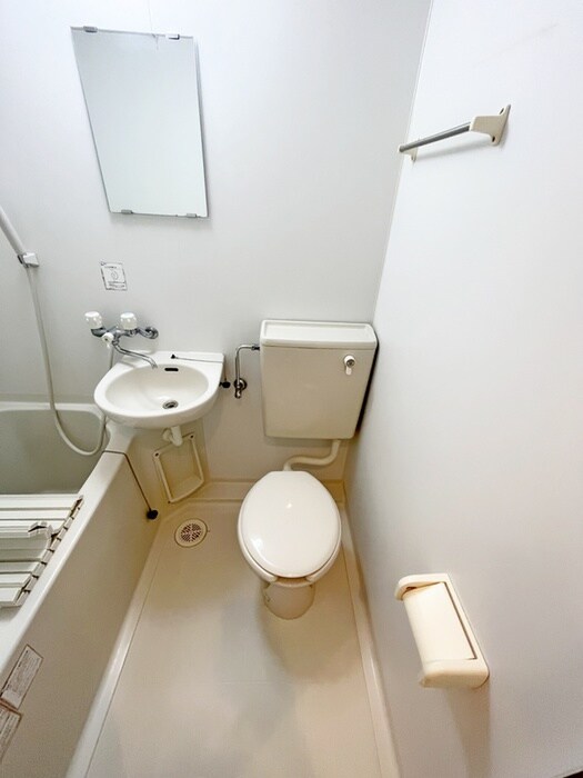 物件内観写真12　(トイレ)