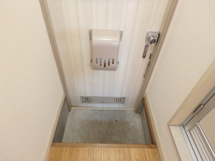 物件内観写真21　(玄関)