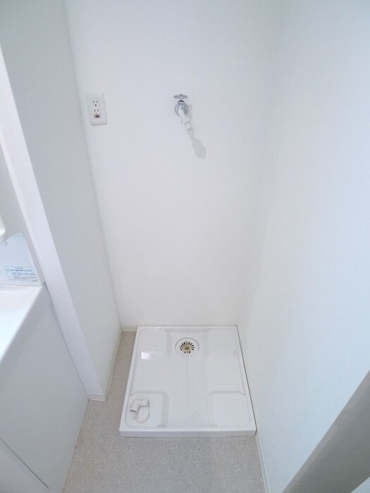 物件内観写真19　(洗濯機置場)