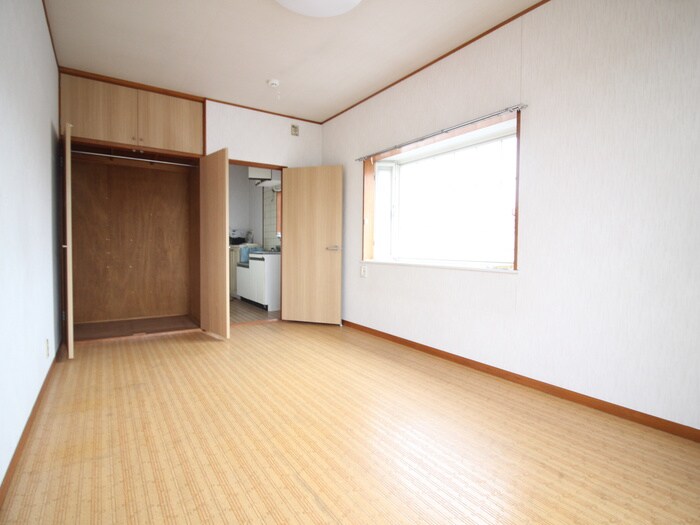 物件内観写真5　(居室)