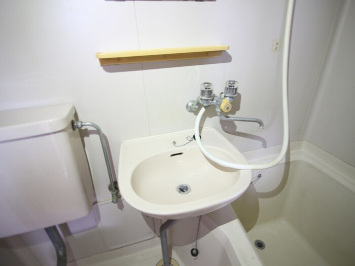 物件内観写真8　(洗面)