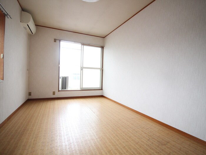 物件内観写真14　(居室)