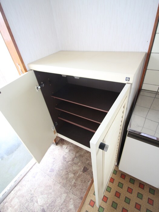 物件内観写真15　(靴箱)