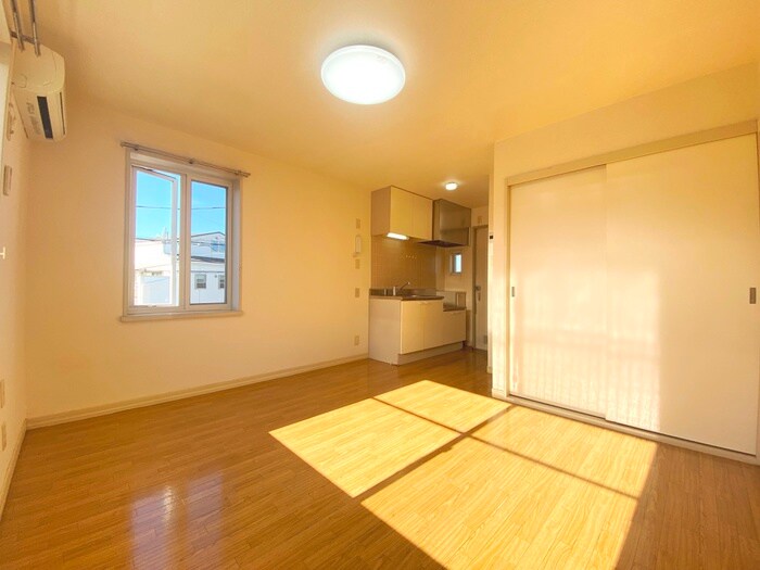 物件内観写真8　(居室)