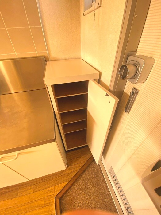 物件内観写真16　(靴箱)