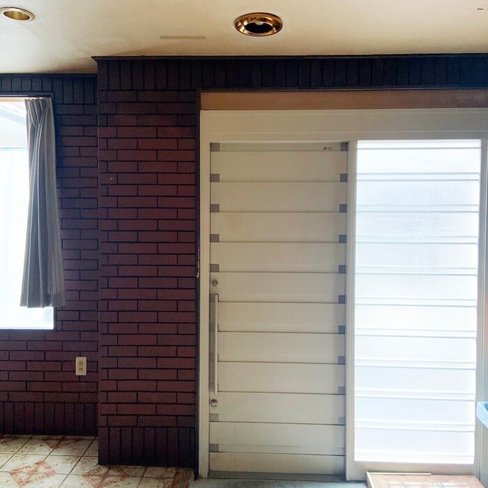 物件内観写真13　(玄関)