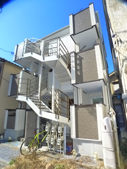 物件外観写真2　(外観写真)