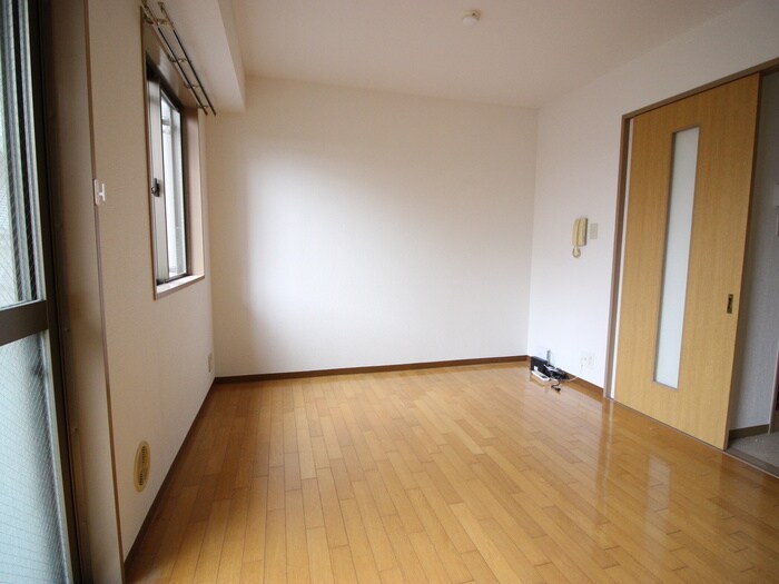 エトワール竹の塚の居室