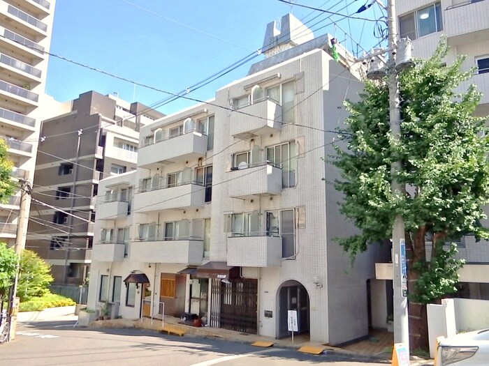 ソフトタウン赤坂(215)の外観写真