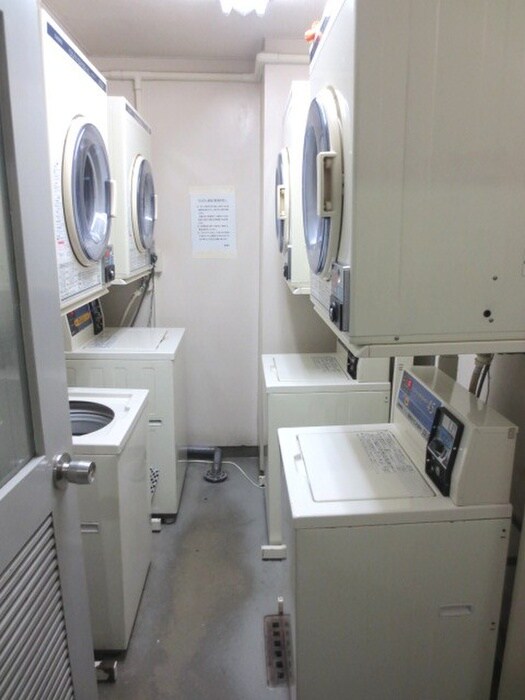 ソフトタウン赤坂(215)の周辺環境